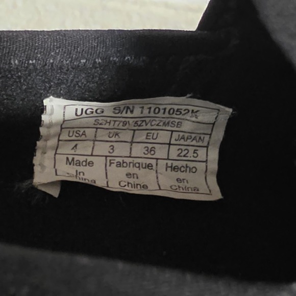 UGG SEAWAY SNEAKER Women's Girls Size 4 (Youth) Ribbon Laces Shimmer - Picture 15 of 15